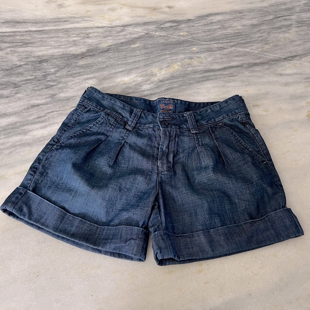 Lucky band denim shorts. Size 6/28